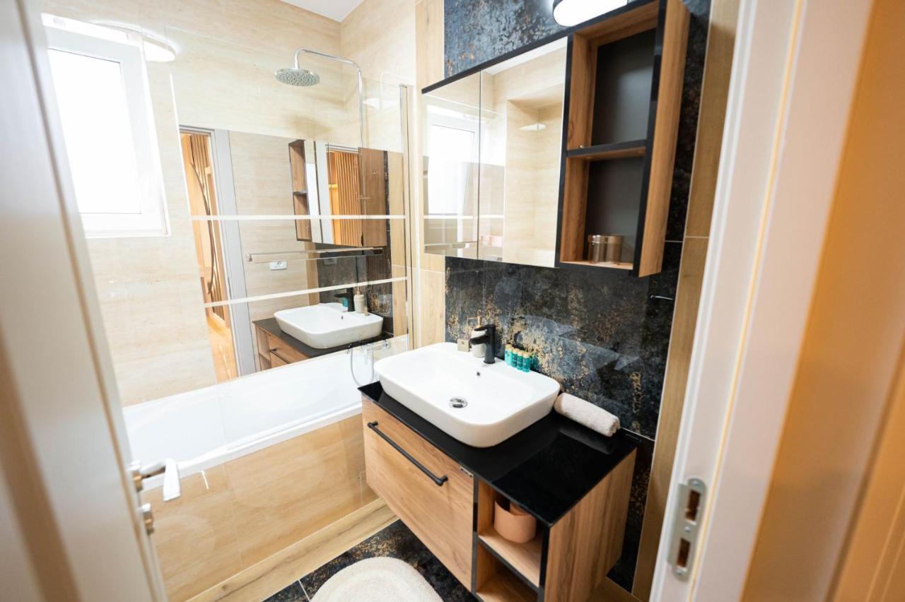 Filadelfia Apartment Suceava Luaran gambar